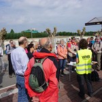 Auch der Infostand fand reges Interesse (Foto: WHB). (vergrößerte Bildansicht wird geöffnet)