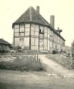 Das Pfründnerhaus Kinderhaus, errichtet 1662-1666. Zunächst waren hier Waisenkinder untergebracht, ab 1684 die Armen der Stadt Münster. Quelle: Heimatmuseum Kinderhaus
