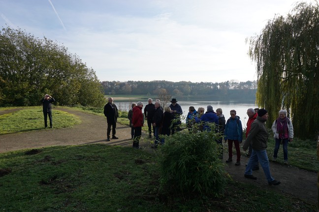 Wanderung am Aasee bei strahlendem Sonnenschein