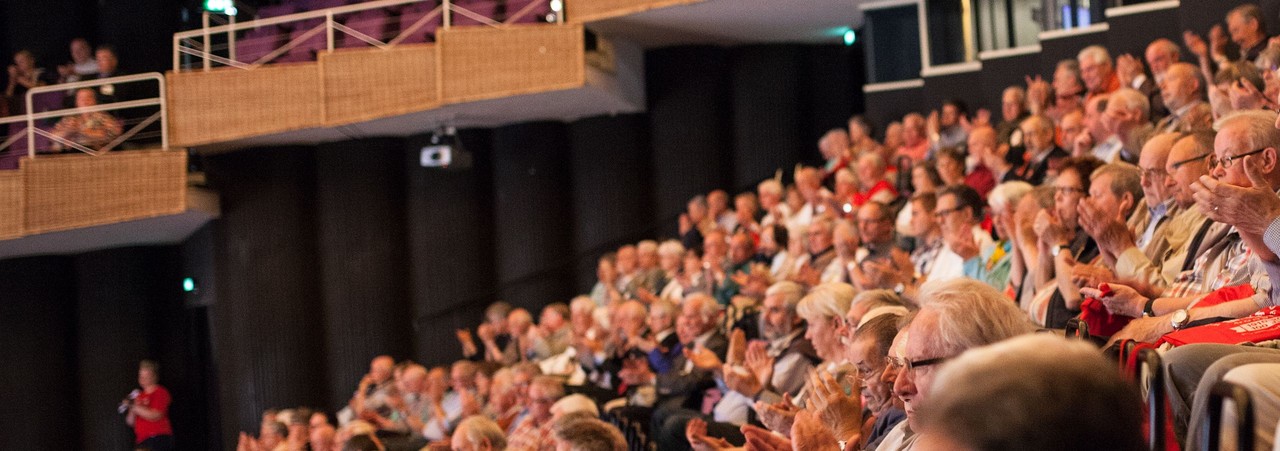 Mitgliederversammlung im Theater Münster, 2015. Foto: Martin Albermann